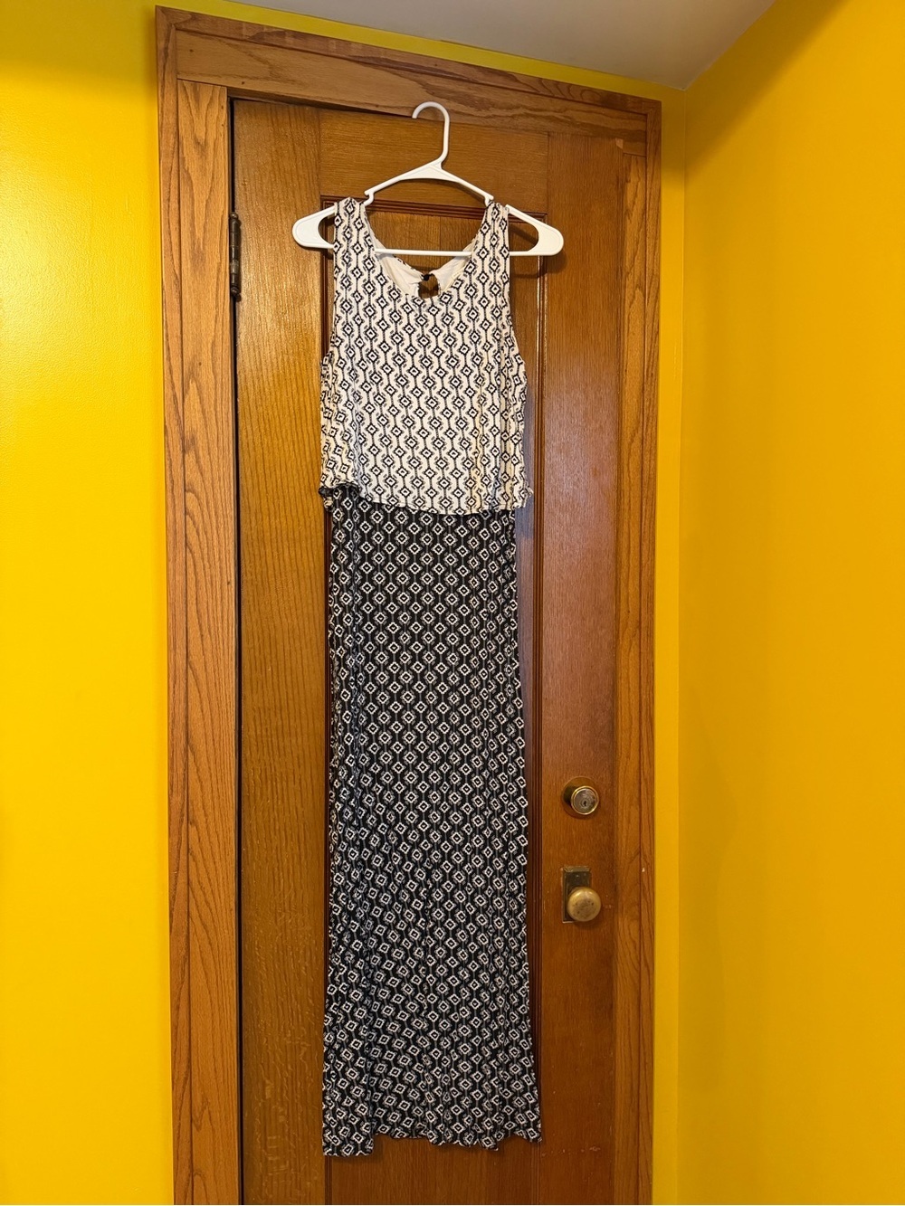 New York & Company Black and White Geometric Maxi Dress - Picture 1 of 5